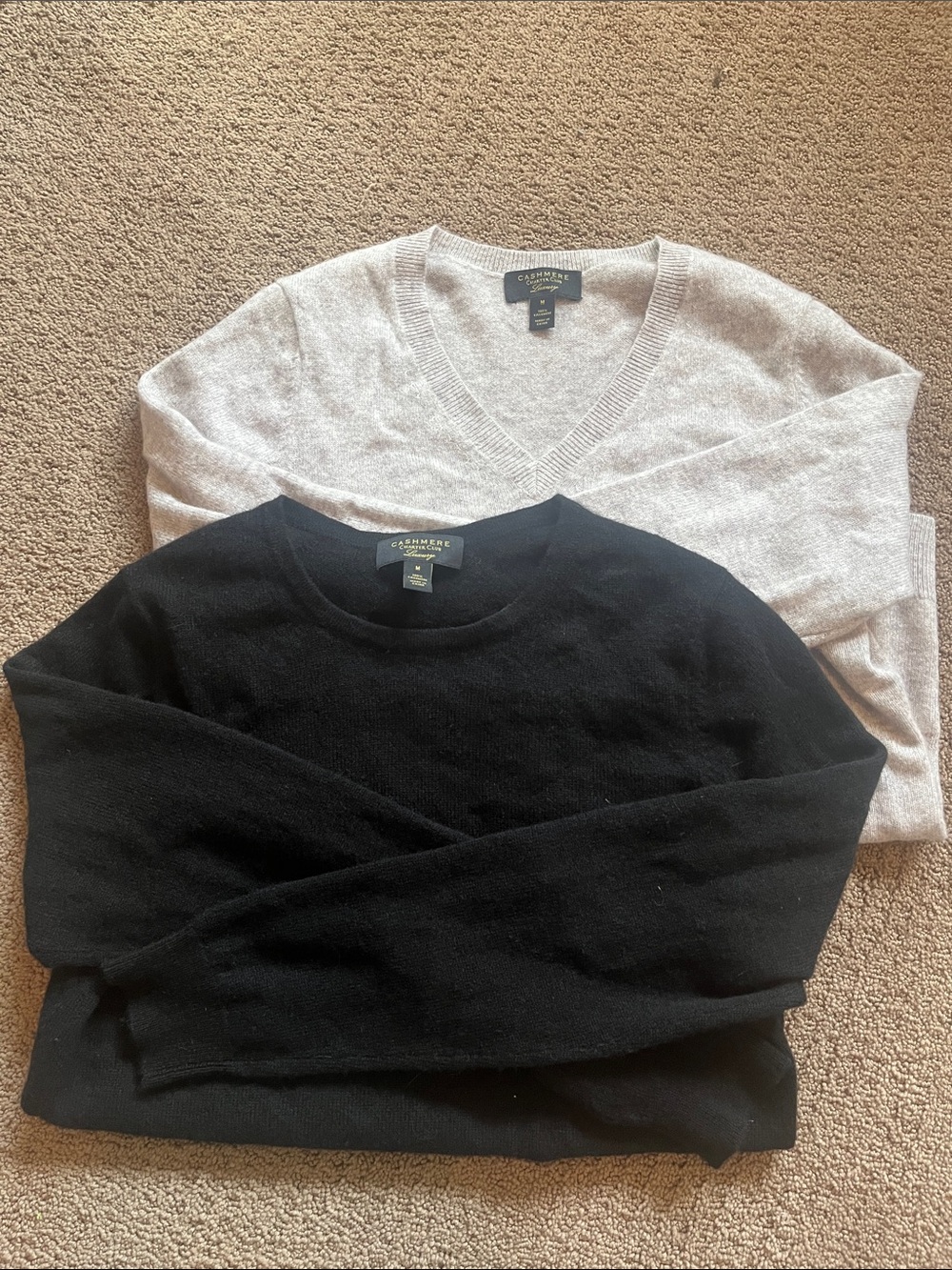 Cashmere Crewneck & V-Neck Sweater Set - Black & Light Gray